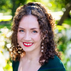 Laura Beth Couch, mezzo soprano